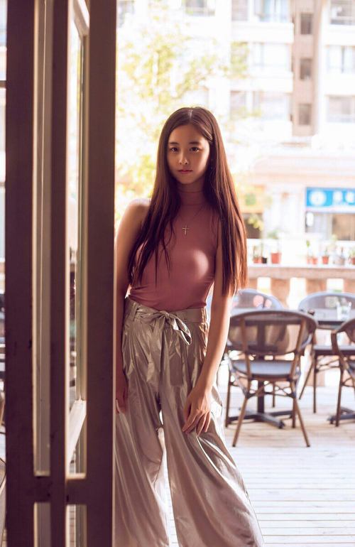 乌拉圭队在巴黎奥运会比赛中展现出快速反击战术，乌拉圭足球奥运会